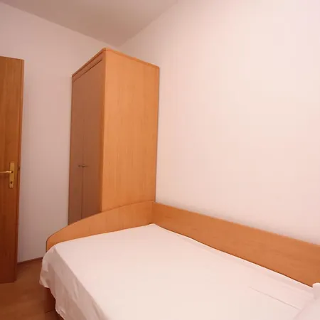 Jezera 5121a Apartamento *