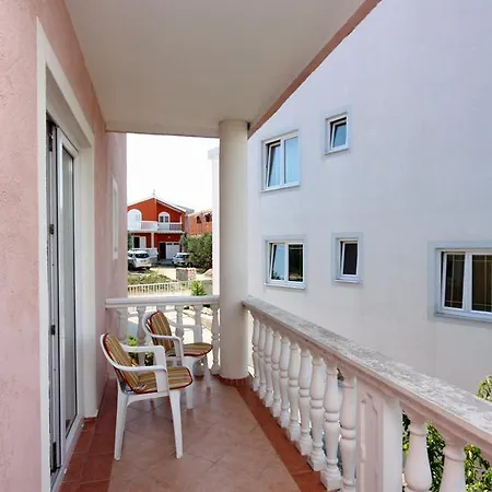 Apartamento Jezera 5121a Tisno